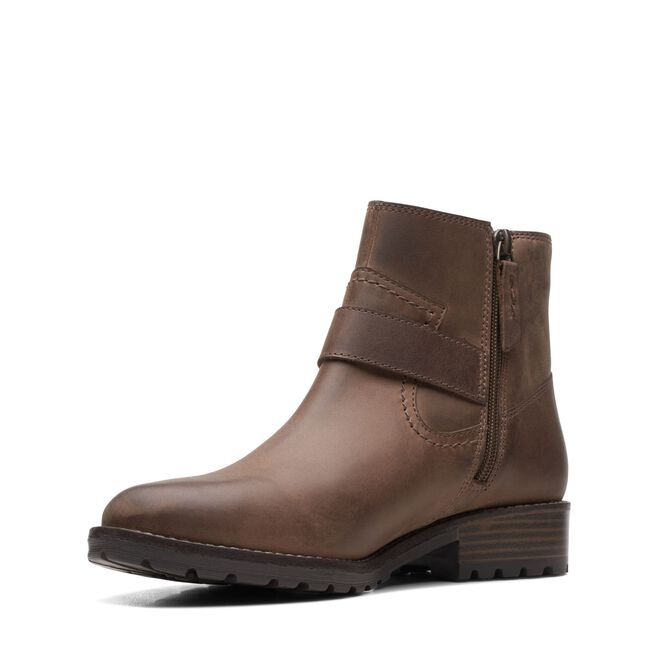 Clarks stivaletto da donna con elastico e fibbia e zip laterale Clarkwellstrap 26167473 4 taupe nubuck