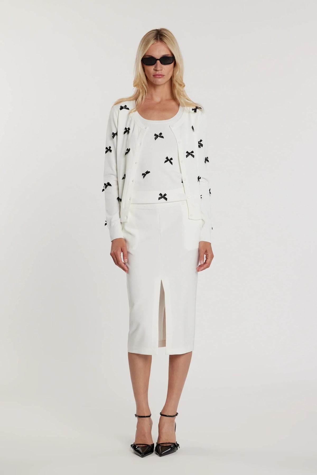 Relish Cardigan RYDER maniche lunghe girocollo con bottoncini più fiocchi più strass RDP2602067013 milk